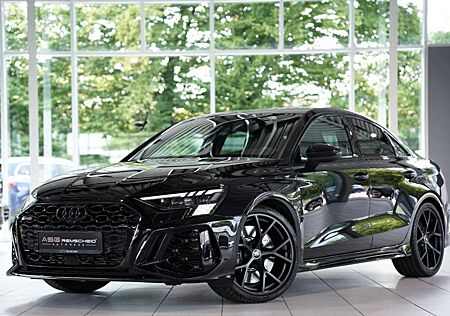 Audi RS3 q. Limousine *1.H *19 *Schale *S-AGA *B&O