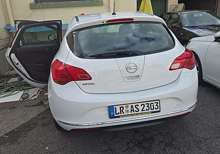 Opel Astra 1.6 benzin