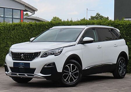 Peugeot 5008 Allure *Aut. / 7-Sitzer / Totwinkelassis.*