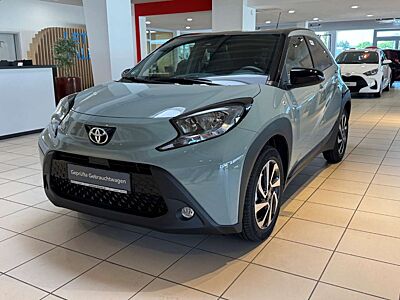 Toyota Aygo X Teamplayer / CarPlay & Android Auto / Sitzheizung