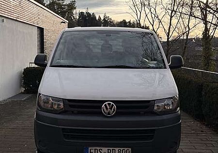 VW T5 Transporter Volkswagen Kombi lang