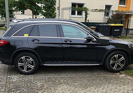 Mercedes-Benz GLC 220 d 4Matic 9G-TRONIC