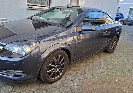Opel Astra Twin Top 1.8 Edition