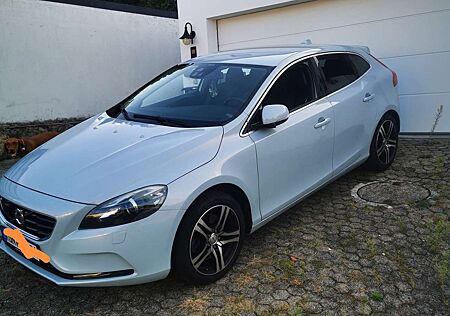 Volvo V40 D3 Geartronic Momentum