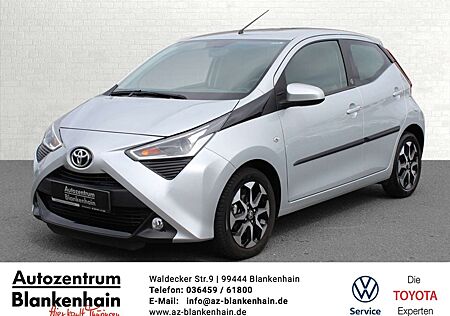Toyota Aygo Team D nur 4.800 KM ! / Rentnerfahrzeug