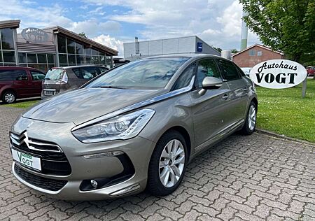 Citroën DS5 Citroen SoChic 1.6 TEMP/PDC/PANO