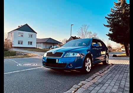 Skoda Octavia Combi RS