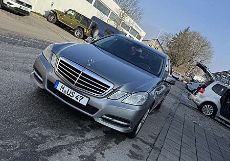 Mercedes-Benz E 300 CDI DPF BlueEFFICIENCY 7G-TRONIC Avantgarde