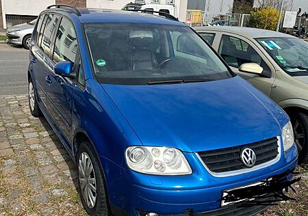 VW Touran Volkswagen 2.0 TDI Trendline