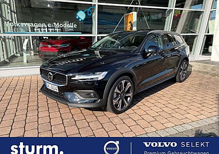 Volvo V60 CC Cross Country Plus B5 AWD *Pano, 360°, Licht-P