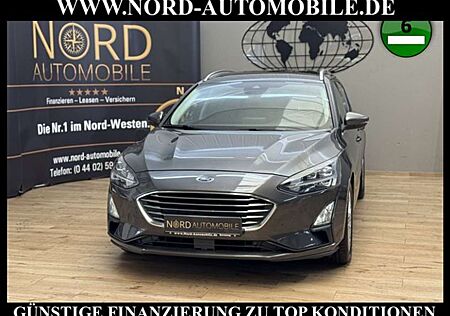 Ford Focus Turnier 1.5 EcoBlue Titanium AHK*STHZ*PANO Titaniu