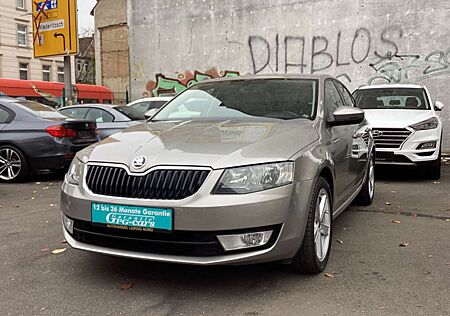 Skoda Octavia Lim. Elegance Klimaautomatik AHK