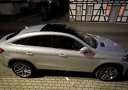 Mercedes-Benz GLE 350 GLE+350+d+4Matic+9G-TRONIC+AMG+Line