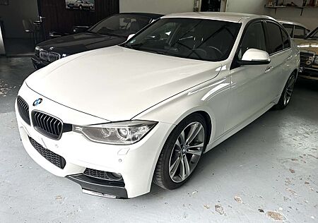 BMW 335i 335 3er Sport-Aut. Sport Line