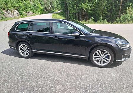VW Passat Variant Volkswagen 1.4 TSI Plug-In-Hybrid DSG GTE