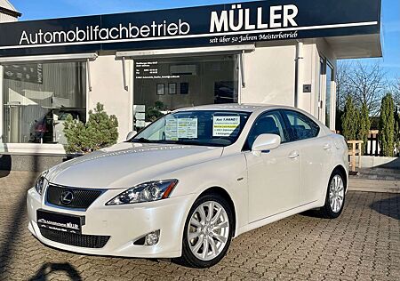 Lexus IS 250 Aut.+ACC+Kamera+Sitzklima+Keyless+AHK+Traumzustand