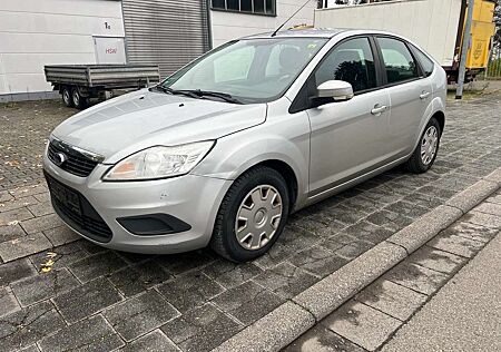 Ford Focus 1.6 16V Black Magic