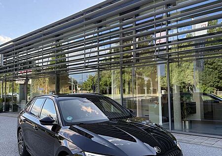 Skoda Octavia Combi NX 1.5 TSI mHEV DSG Sportline