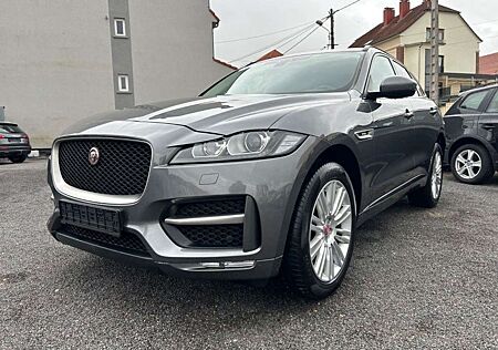 Jaguar F-Pace R-SPORT AWD PANO + KAMERA