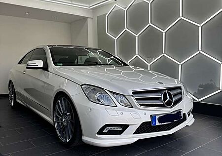 Mercedes-Benz E 350 Coupe BlueEFFICIENCY 7G-TRONIC Avantgarde