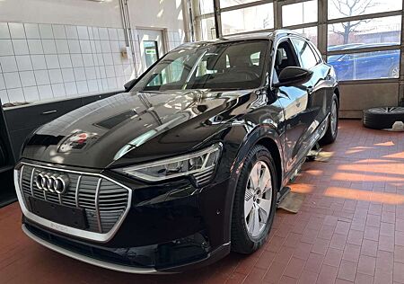 Audi e-tron 55 S LINE 21Z./AHK/ACC/HuD/NIGHT/B&O/MTRX