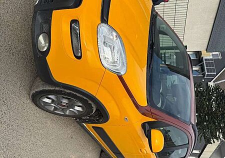 Fiat Panda Rock ALLRAD 4x4 + AHK + 1Jahr Garantie