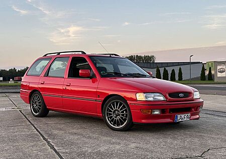 Ford Escort Turnier Saphir