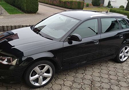 Audi A3 2.0 TDI Ambition S-Line TÜV neu * Standheizung