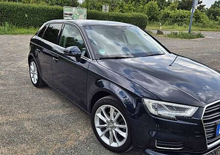 Audi A3 1.5 TFSI cylinder on demand Limousine sport