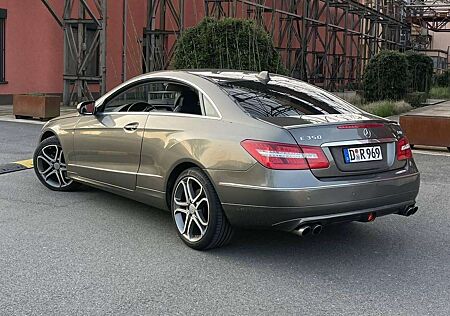 Mercedes-Benz E 350 Mercedes-Benz E 350 CGI Coupé V6 292 PS | BRABUS | Sitzbelüftung | Elegance | Vollausstattung