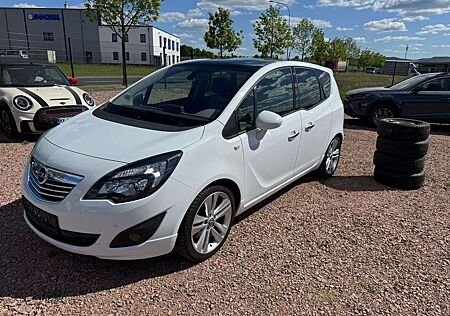 Opel Meriva Innovation AHK PANODACH SHZ LHZ PDC HU NEU LEDER