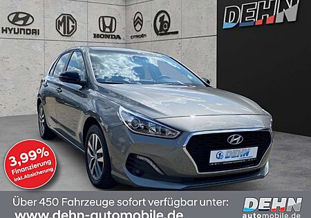 Hyundai i30 1.4 YES! Navipaket Kamera SHZ 1.Hand