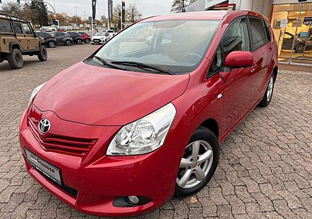 Toyota Verso 1.8 **7-SITZER**