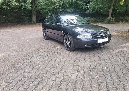 Audi A4 B5 Avant 2.8 quattro Tüv 2026
