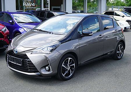 Toyota Yaris Hybrid Style Selection