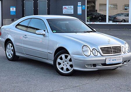 Mercedes-Benz CLK 200 AVANTGARDE Automatik/XENON/TEMPO/KLIMA