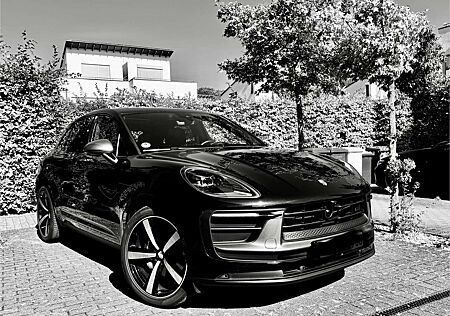 Porsche Macan T in TOP Zustand! 21". Panorama. Leder. Bose