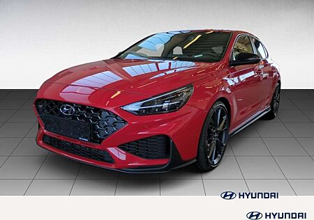 Hyundai i30 Fastback N Performance DCT LED 19" NAVI SHZ PDC