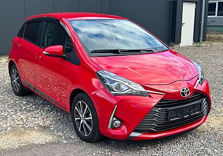 Toyota Yaris Y20Club NAVI KLIMA RFK PDC SHZ TOP ZUSTAND