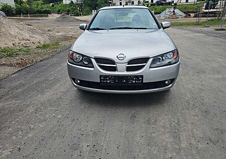 Nissan Almera Acenta Plus