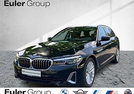 BMW 520 d Touring Luftfederung Navi Leder Digitales Cockpi