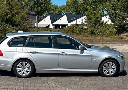 BMW 318 DT*NAVI+DVD*EURO 5**MFL*TEMP*FACELIFT MODEL*