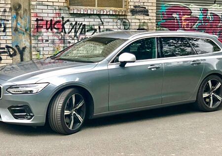 Volvo V90 D5 AWD Geartronic R Design B&W+Spur+Navi+19