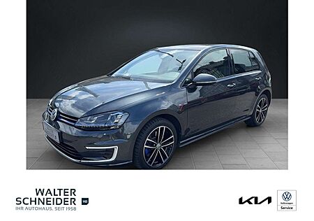 VW Golf GTE Volkswagen VII GTE 1,5 TSI DSG Navi LED Pano SHZ PDC