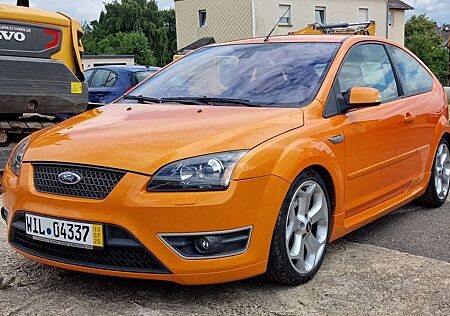 Ford Focus Fließheck 3-Türer 2.5 ST