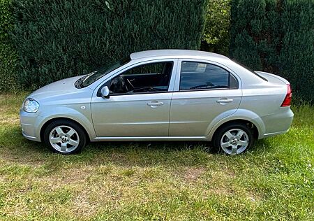 Chevrolet Aveo 1.4 LT