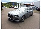 Volvo V90 D4 Kombi AWD