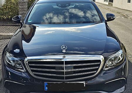 Mercedes-Benz E 220 d 4Matic 9G-TRONIC Exclusive