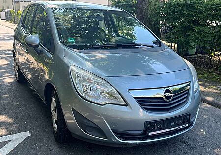 Opel Meriva 1.4 150 Jahre