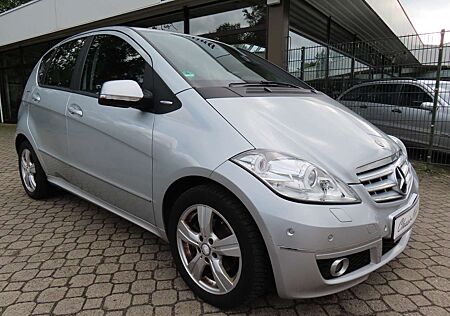 Mercedes-Benz A 160 CDI Avantgarde *Automatik*2.Hand*Bi-Xenon*PDC*SHZ*